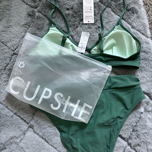 CUPSHE Bikini Set - Picture 3 of 4
